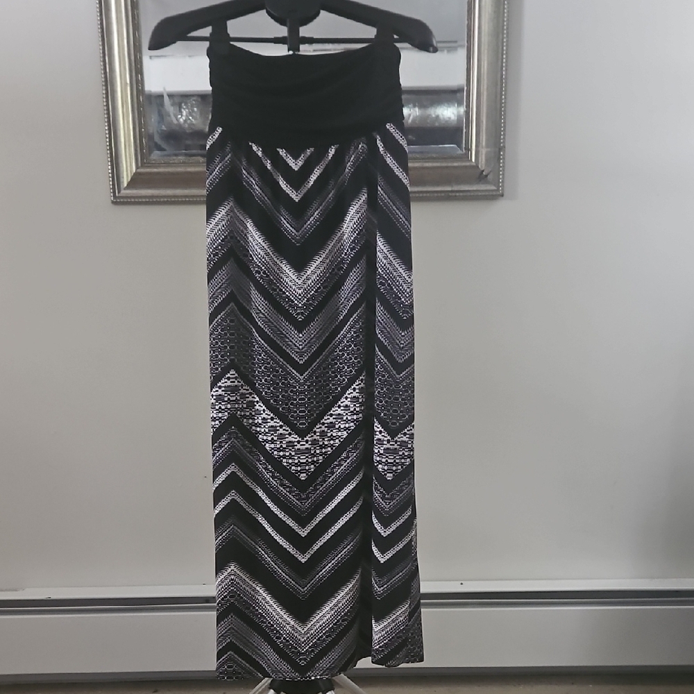 AB Studio Black and White Maxi Skirt Night Out